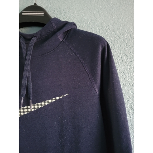 Nike | Dri-Fit Fleece Active Hoodie - Picture 6 of 7